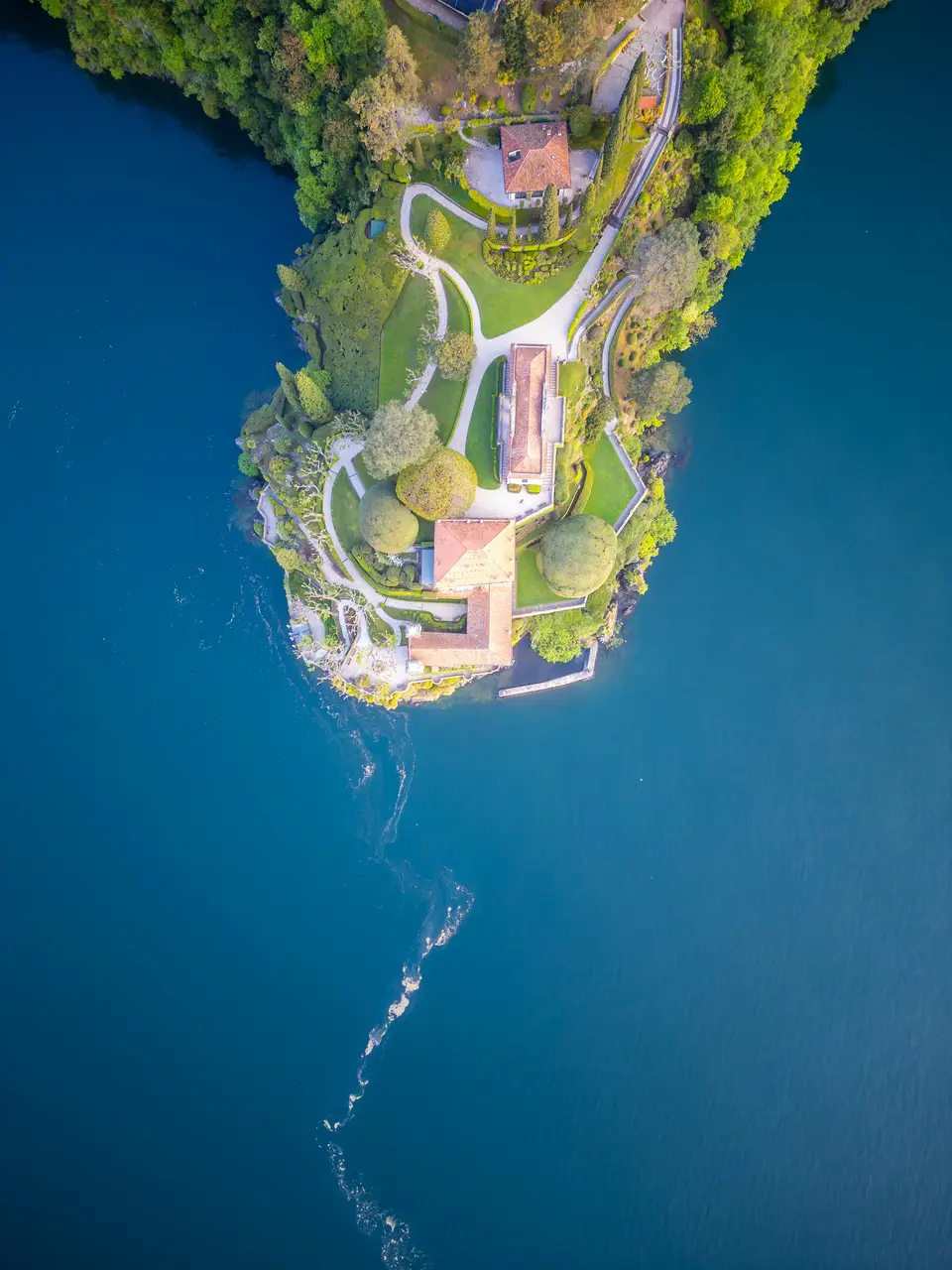 Property & resort drone · Hakone — 4